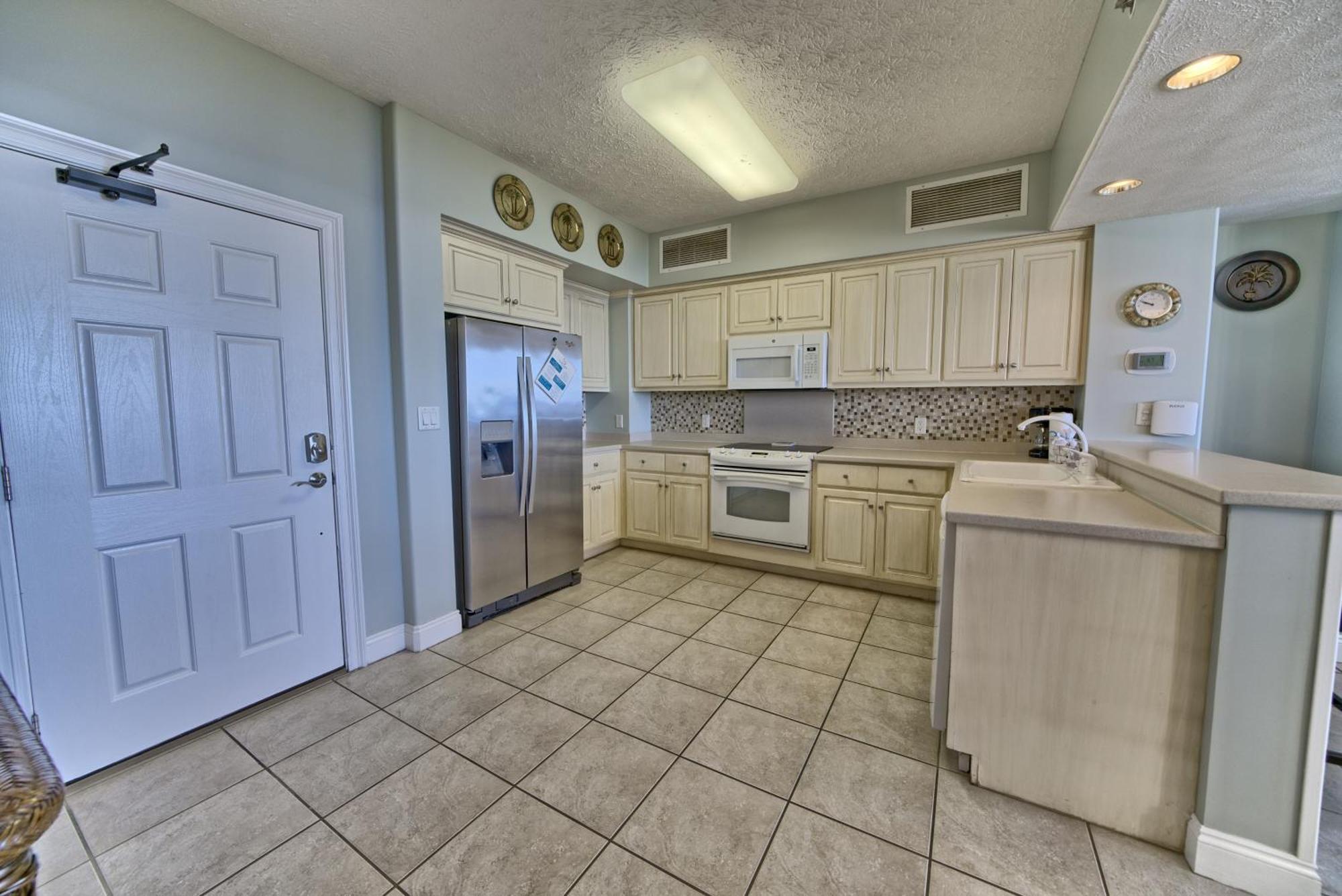 Apartment Tropical Gulf Front With Picnic Area & Grills - Unit 0802 *